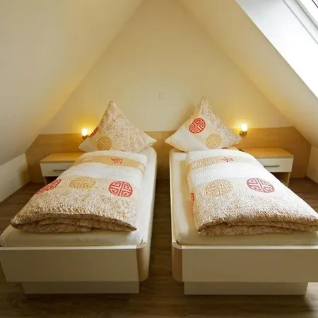 Apartment Exklusive Ferienwohnung Kettenstek 4