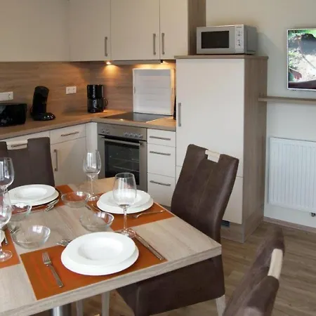 Apartment Exklusive Ferienwohnung Kettenstek 4
